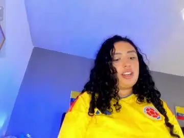 Chaturbate Watch Live Sex Cams of isaxcurves