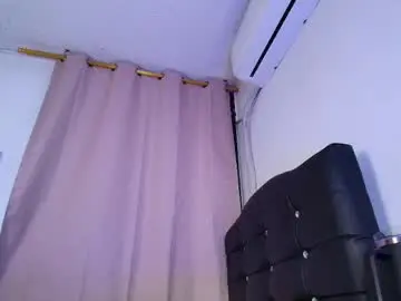 Chaturbate Live Porn of mia_depp