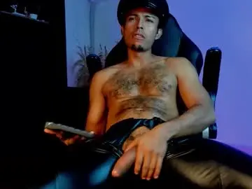 Chaturbate Adult Webcam of titobell10