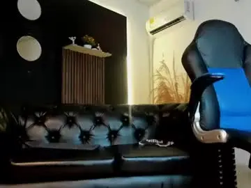 Chaturbate Free Live Porn of titobell10