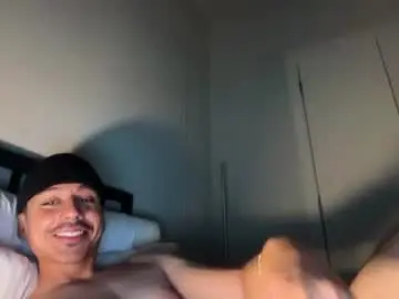 Chaturbate Free Live Porn of xmomentumx