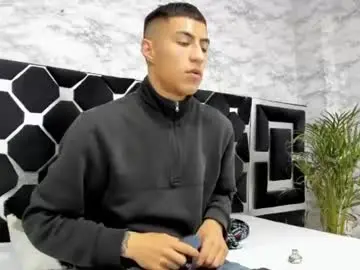 Chaturbate Live Porn of mr_porn_9