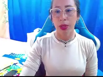 Chaturbate Adult Video Chat of gia_leinn