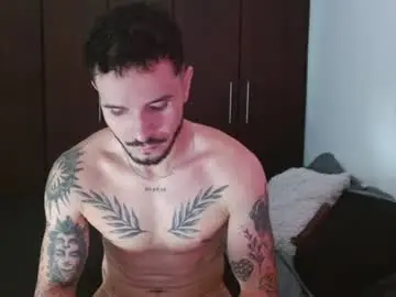 Chaturbate Live Sex Cam of santti_torres