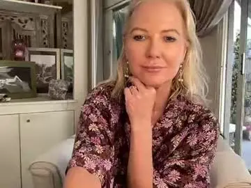 Chaturbate Sex Chat of gl1tter_barbie