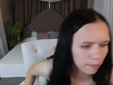 Chaturbate Adult Webcam of kira_bliss_