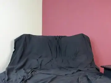 Chaturbate Live Sex Cam of alikuskya