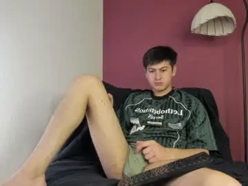 Chaturbate Live Sex Cam of alikuskya