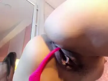 Chaturbate Watch Live Sex Cams of avawhiite
