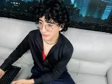Chaturbate Watch Live Sex Cams of elliot_noir