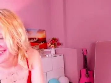 Chaturbate Live Sex of kiki_peach