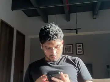 Chaturbate Live Sex Cam of bdever7