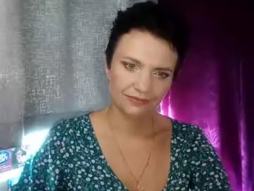 Chaturbate Sex Cam of hotmamaqueen234