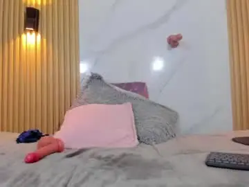 Chaturbate Live Sex of valentinaliux_
