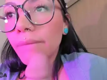Chaturbate Sex Cam of alice_rausing