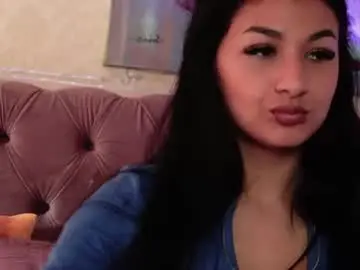 Chaturbate Live Sex Cam of cataleyastarr