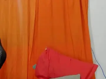 Chaturbate Free Porn Cam of lilybaudyn_