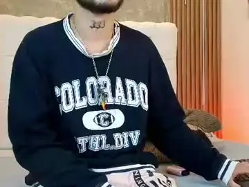 Chaturbate Live Porn of steven_skiing