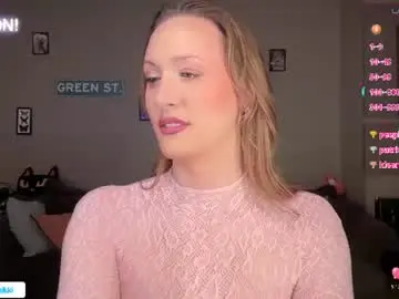 Chaturbate Best live sex cam show of greenxxxqueen