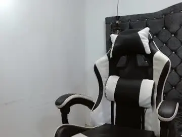 Chaturbate Live Porn of luka_big18