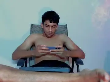 Chaturbate Free Live Porn of mike_shelby21