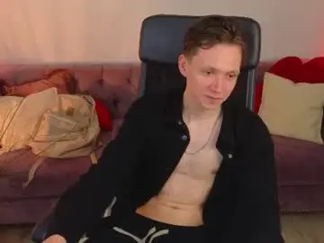 Chaturbate Live Porn of meverik_oushen