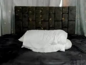 Chaturbate Live Sex Cam of lyan_lazarbbc