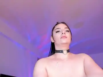 Chaturbate Sex Cam of kylieety