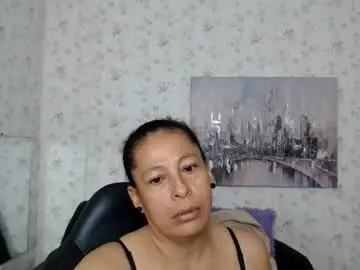 Chaturbate Best live sex cam show of mature_martina_