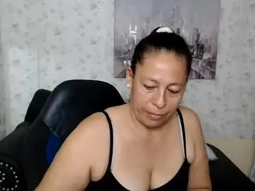 Chaturbate Live Porn of mature_martina_