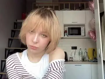 Chaturbate Free Live Porn of lynettehargroder
