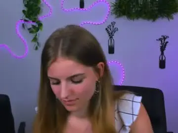 Chaturbate Watch Live Sex Cams of aria_glow