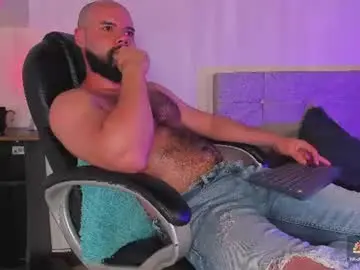 Chaturbate Live Sex Cam of luke_diaz7
