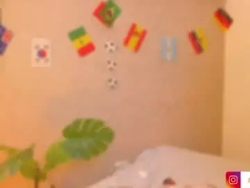 Chaturbate Live Sex of miah_luv