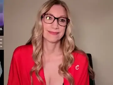 Chaturbate Watch Live Sex Cams of wynfreya