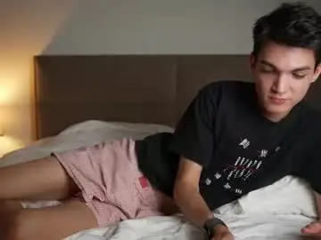 Chaturbate Best live sex cam show of mattyaiden