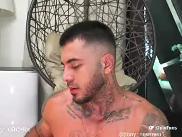Chaturbate Live Porn of tony_newmen