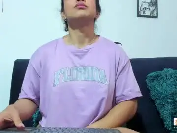 Chaturbate Live Sex Cam of mellanie33