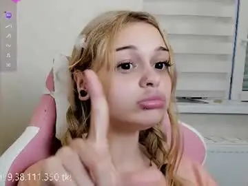 Chaturbate Live Porn of melonipinkbb