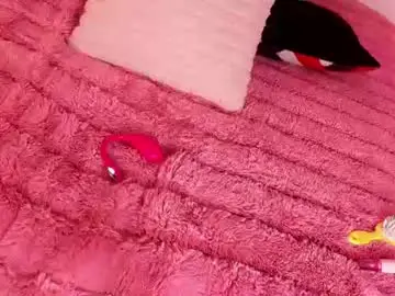 Chaturbate Best live sex cam show of myladreams_