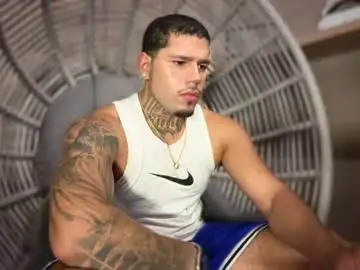 Chaturbate Live Porn of yamp_bigcock
