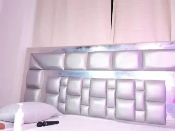 Chaturbate Watch Live Sex Cams of marianreynolds