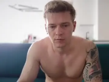 Chaturbate Live Sex Cam of pashka_x