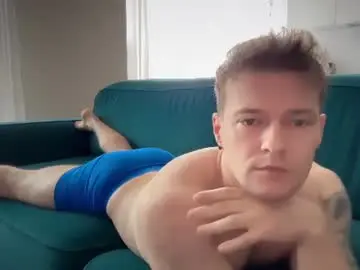 Chaturbate Best live sex cam show of pashka_x