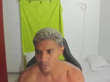 Chaturbate Adult Webcams of corzoethan