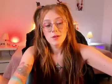 Chaturbate Sex Cam of emily_warren__