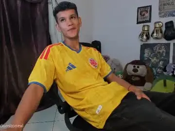 Chaturbate Live Porn of brandonstonexl
