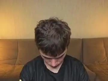 Chaturbate Free Porn Cam of simonboy592