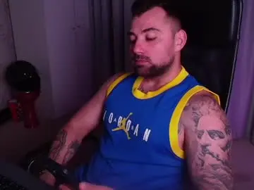 Chaturbate Live Sex Cam of duncanstones