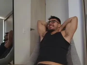 Chaturbate Live Sex Cam of andrew_west_